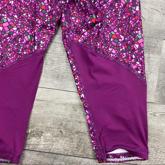 Lululemon purple real quick crop leggings - Picture 5 of 7